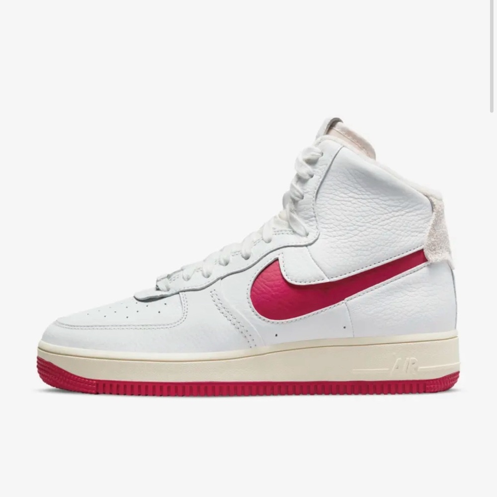 Women's Air Force 1 High Sculpt Gym Red